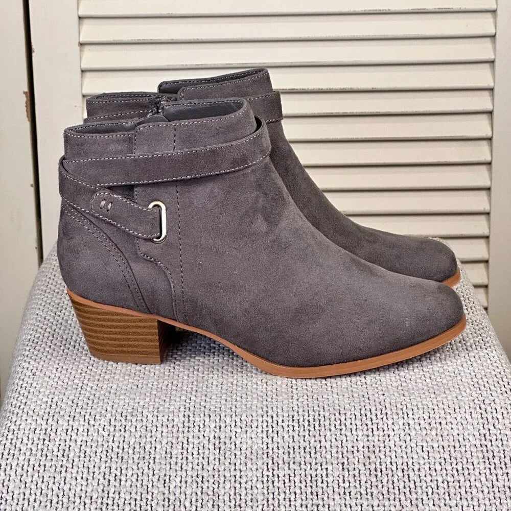 Giani‎ Bernini Oleesia Suede Gray Memory Foam Ankle Boot Bootie Women's Size 6.5